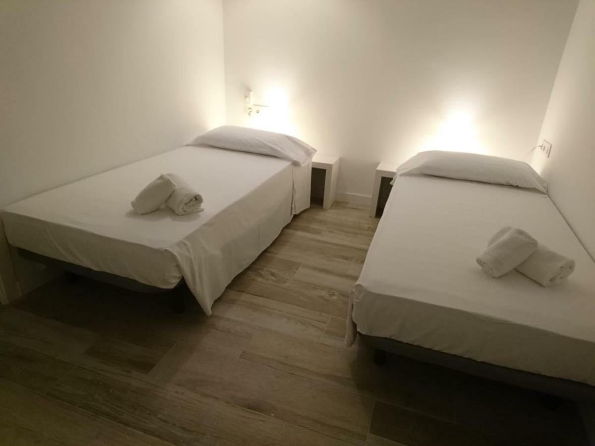 Nwt Central Station Apartments Valencia Bagian luar foto