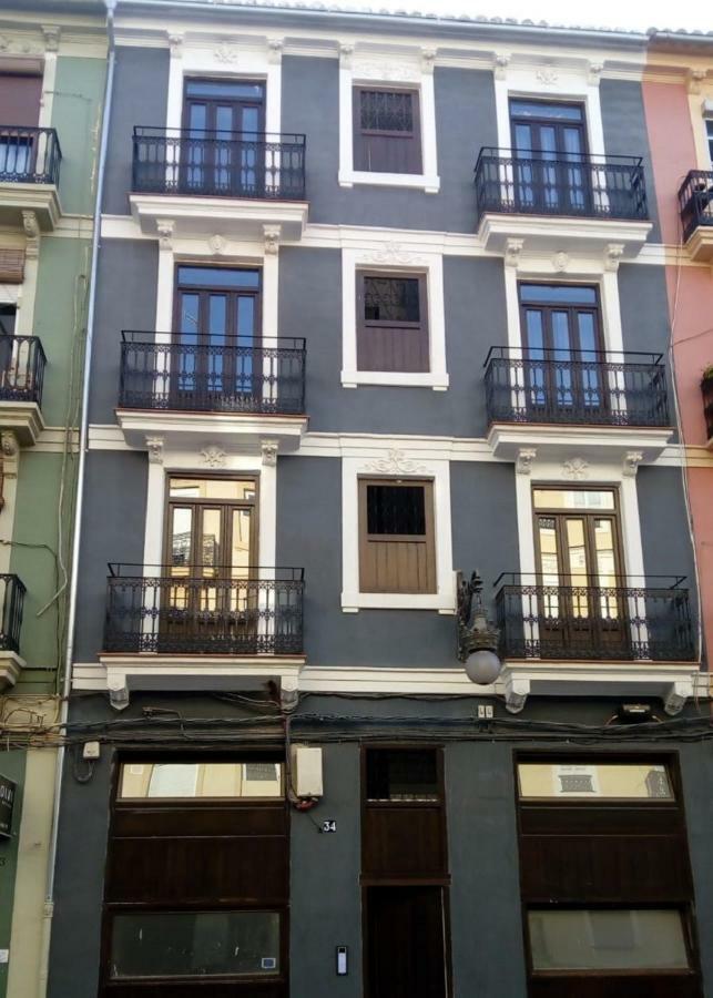 Nwt Central Station Apartments Valencia Bagian luar foto