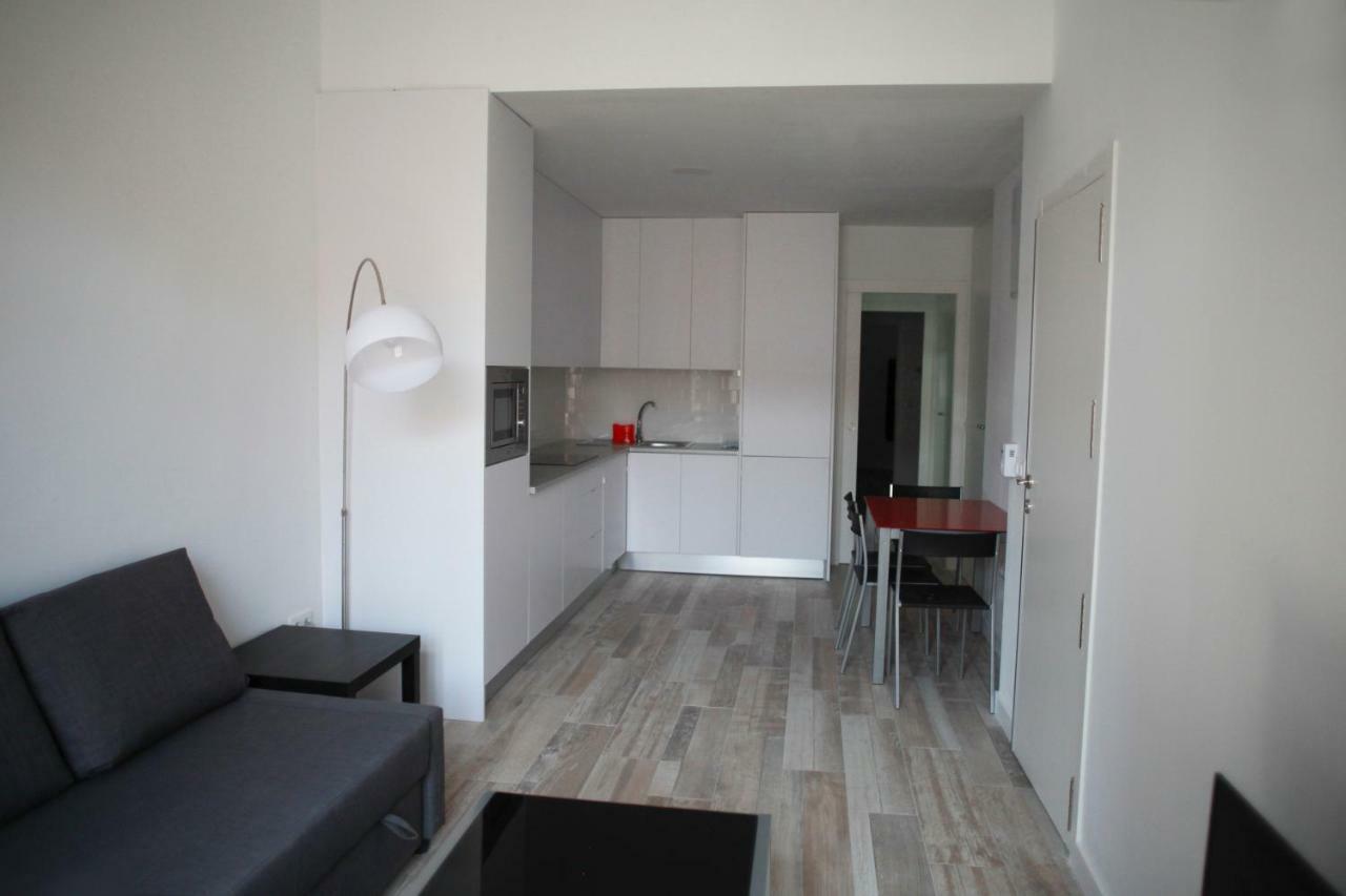 Nwt Central Station Apartments Valencia Bagian luar foto