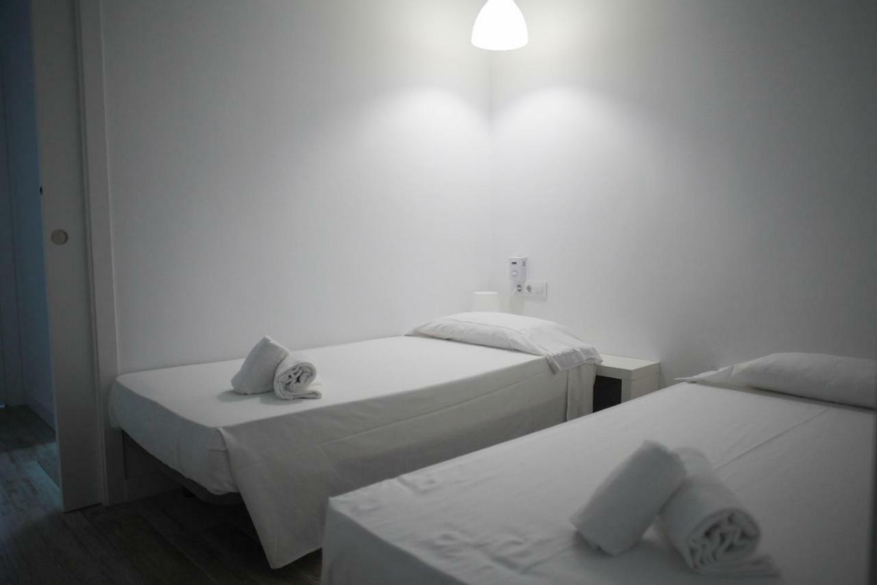Nwt Central Station Apartments Valencia Bagian luar foto